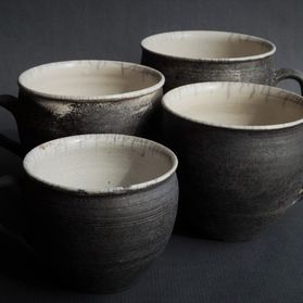 Dorte Visby keramik - rund kop raku i flere størrelser